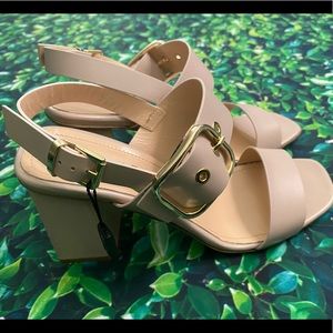NWT Napoleoni Tan & Gold Block Heels 38/7.5